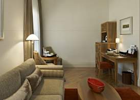 Tomtom Suites 2