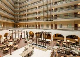 Embassy Suites by Hilton Dallas-Love Field 4