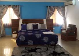 Joanne's Court 5