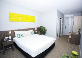 Ibis Styles The Entrance 4