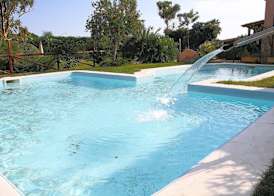 Villaggio Piscina Rei 5