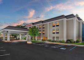 Hampton Inn Tracy 3