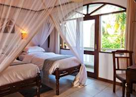 Lantana Galu Beach 5