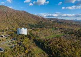 Hilton Niseko Village 5
