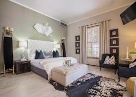 Lairds Lodge Country Estate 2