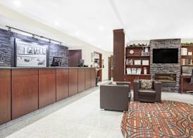 Super 8 by Wyndham Brandon MB 2