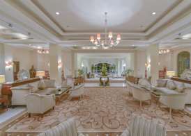 L' Amphitrite Palace Beach Resort & Spa 3