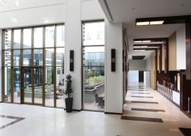 Metropolitan Hotel Dubai 3