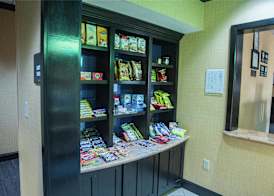Hampton Inn & Suites Palestine 5