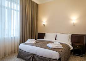 Royal Plus Hotel 3
