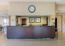 Econo Lodge 4