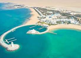 Hilton Salwa Beach Resort and Villas 2