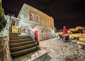 Hezen Cave Hotel 3