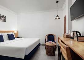 Pacific Hotel 2