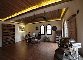 VINIFERA VINEYARDS HOTEL 3