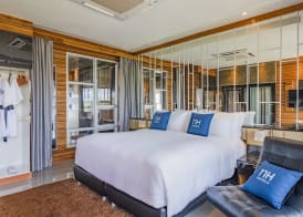 NH Boat Lagoon Phuket Resort 5