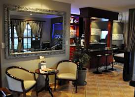 Waterfalls Boutique Hotel 2