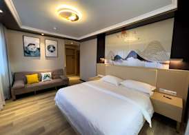 Mr.Liao Hotel 5