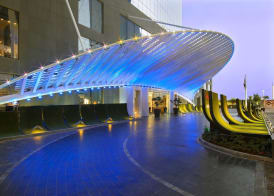 W Doha 2