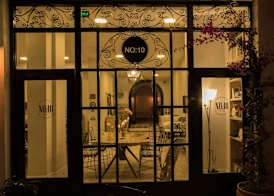 No 10 Hotel 4