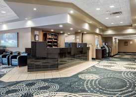 Clarion Hotel & Suites 2