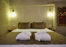 Cave Hotel Saksagan 4