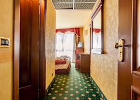 Hotel Cristallo 4