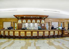 Grand Excelsior Hotel Bur Dubai 2