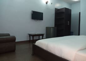 Dionzec Hotel & Suites 5
