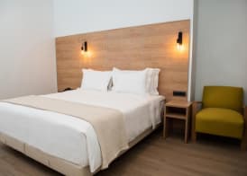 Liberty of Nafplio 4