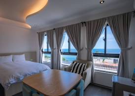 Rose Villa 4