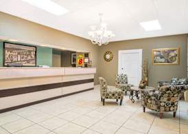 Super 8 by Wyndham Williamsburg 2
