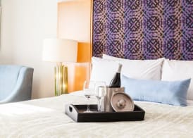 Best Western Premier Toronto Airport Carlingview Hotel 5
