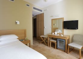 Almira Hotel 4