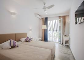 Polos Hotel 5