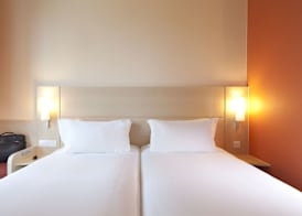 ibis Hong Kong Central And Sheung Wan 5