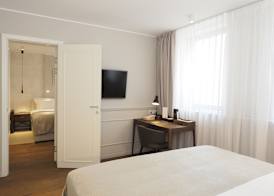 Envoy Hotel 4
