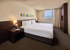 Cairns Harbourside Hotel 4