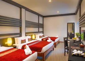Reveal Courtyard in Reveal Angkor 5