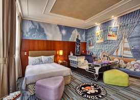 Golden Tulip - Aesthetics 5