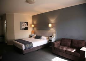 ibis Styles Adelaide Manor 5