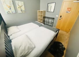 Bus Hostel Reykjavik 5
