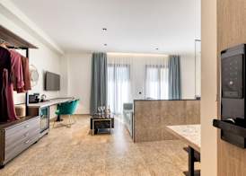 Athens Ivy Suites 5