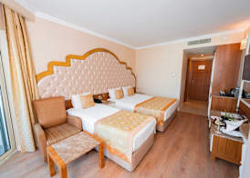 Oz Hotels Side Premium 5