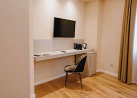 Antum Hotel 5