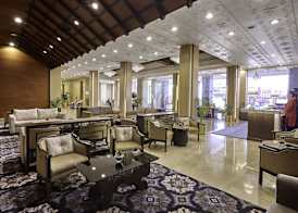 The Everest Hotel 2