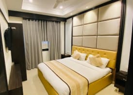 The Grand Siddharth Hotel 5