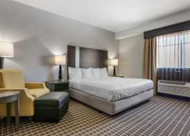 Best Western Plus Lampasas Inn & Suites 4