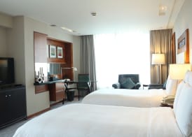 Renaissance Wuhan Hotel 5