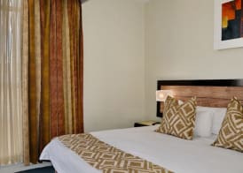 The Parktonian All Suite Hotel 4